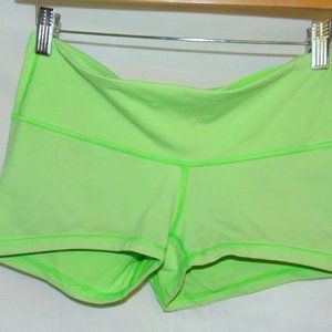 lululemon 2.5" spandex short